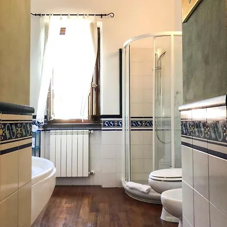 Villa Sleeps 12 With Pool And Wifi *